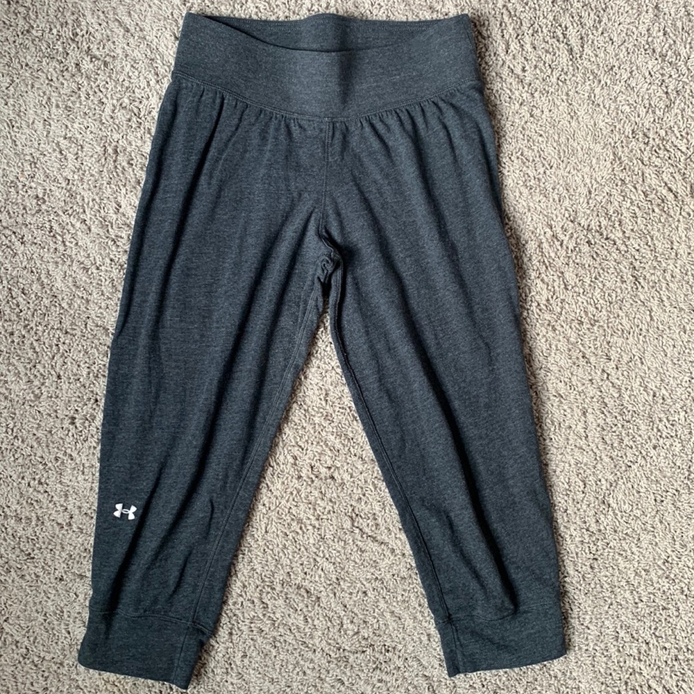 Under Armour Crop Pants - Picture 2 of 12
